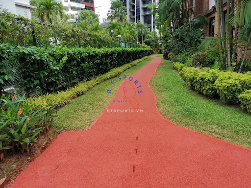 san soi loi di bo cong vien